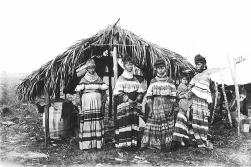 Black Seminole women