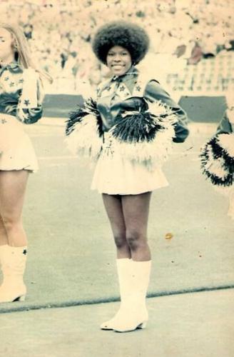 people mary smith first black cheerleader for the dallas cowboys 1970